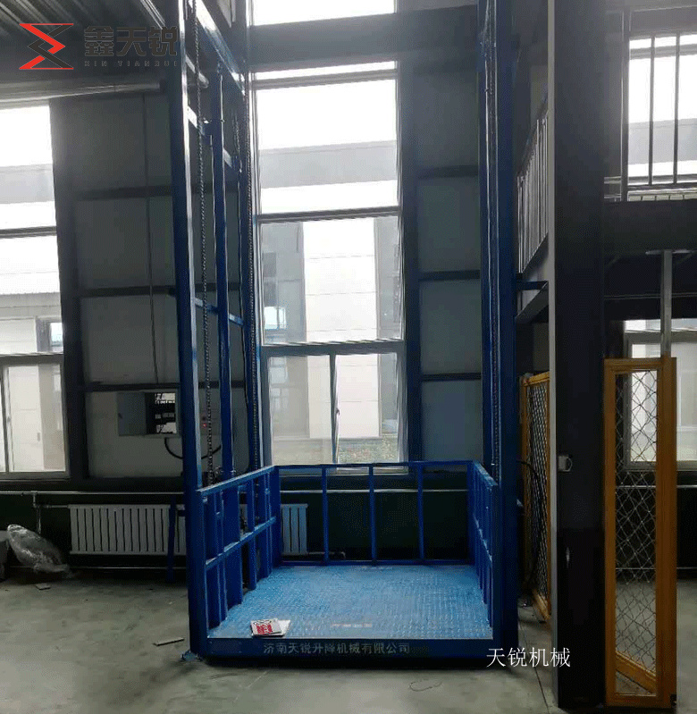 淄博导轨式升降机验收合格